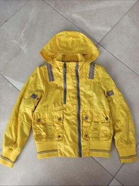 2/$50 GEOX RESPIRA Yellow Hooded Jacket – Size 6